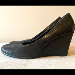 A2 by Aerosoles black crushed velvet Wedge Heels